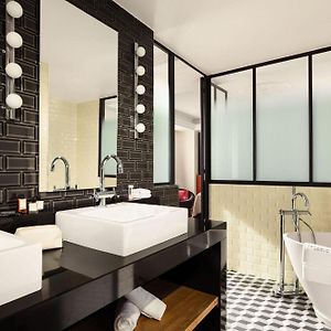 Suite Eiffel con Cama King